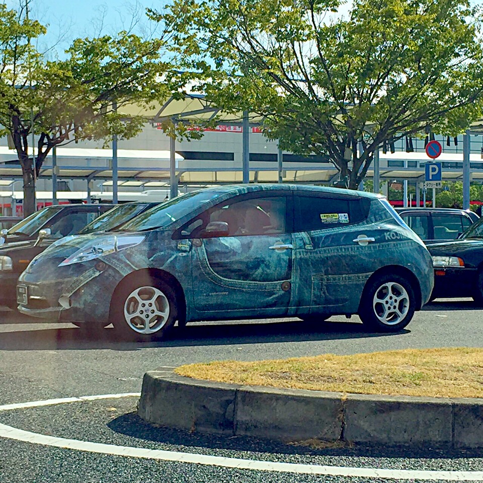 児島デニムラッピングタクシー