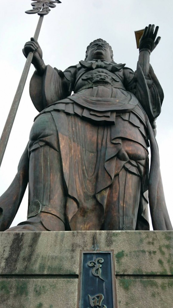 毘沙門天像展望館