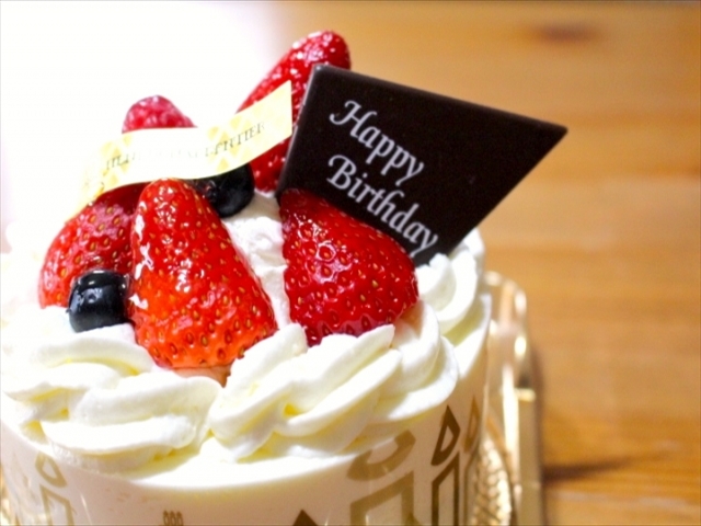 誕生日ケーキ