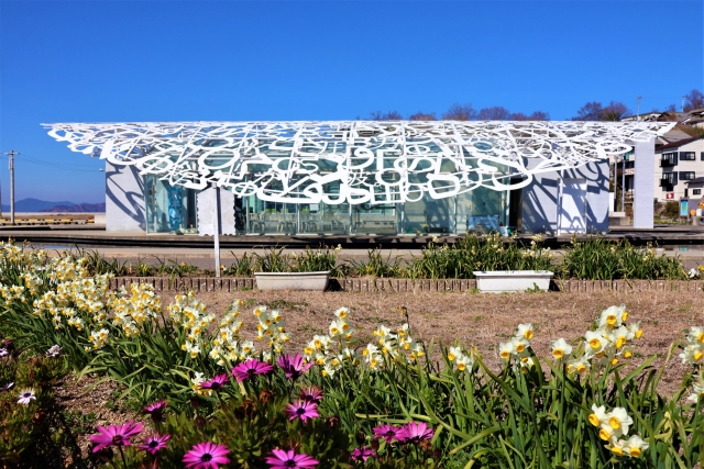 男木島のシンボル男木島の塊男木交流館